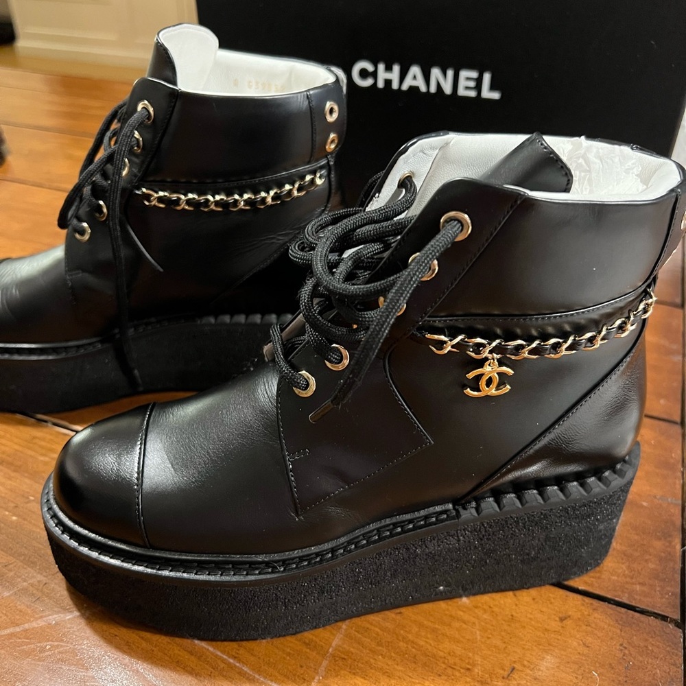 CHANEL Leather Platform Boots 2022 - Size 37 (New in Box, Never Worn)
